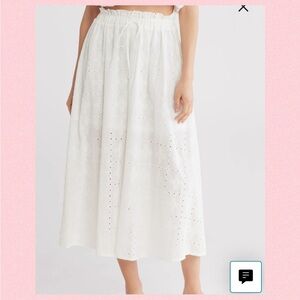 🌸Blu Pepper Eyelet Maxi Skirt🌸